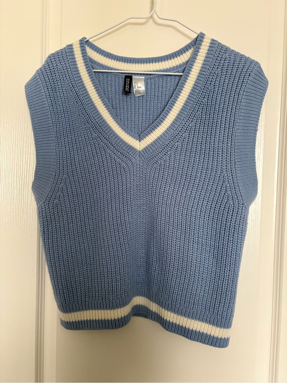 Divided Light Blue V‑Neck Knit Sweater Vest with Cream Trim